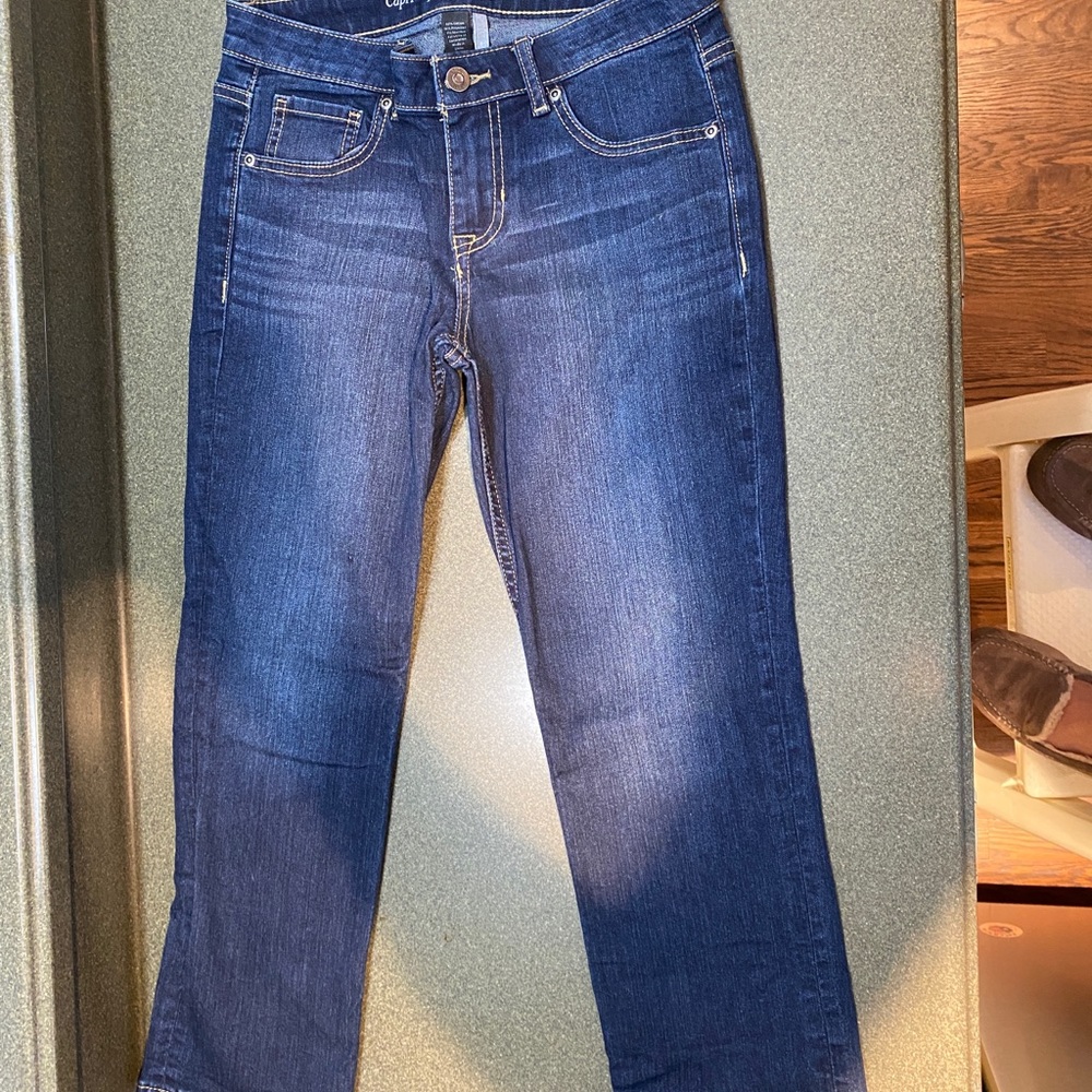 Apt. 9 Capris